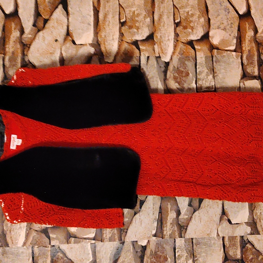 Cat and Jack, M 7/8, red, with faux fur vest